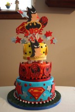 Super Hero cake for lucky little boy!